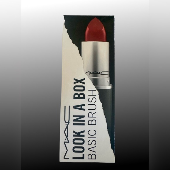 MAC ❤️ LMTD ED ❤️ Look in a Box BASIC 4 BRUSH SET ❤️ HUGE Lipstick Holder ❤️ NIB - Picture 3 of 9